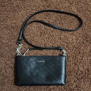EUC Black Calvin Klein Crossbody Purse